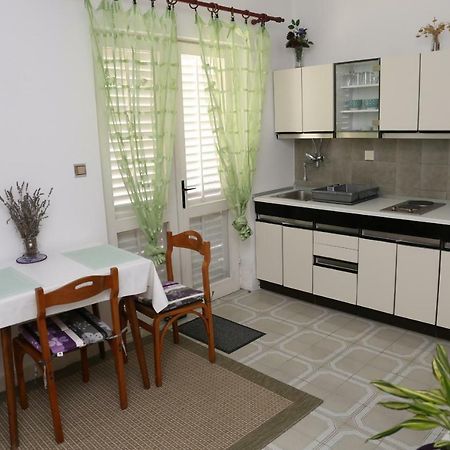 Apartman Sardelic Korčula Eksteriør bilde